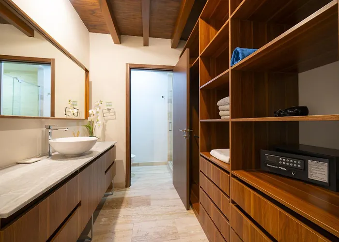 Сasa de vacaciones Anahuac - Luxury Condo 3 Bedroom residence in Playacar 2 - At AWA Residences Playa del Carmen